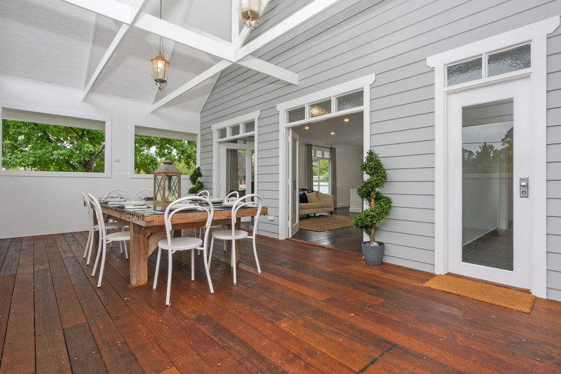 Open2view ID400485 Property for sale in Garran, Australia